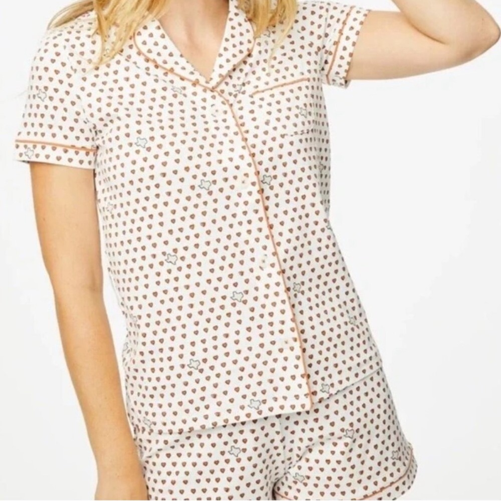 Roller Rabbit White and Orange Pajama Set with Classic Style